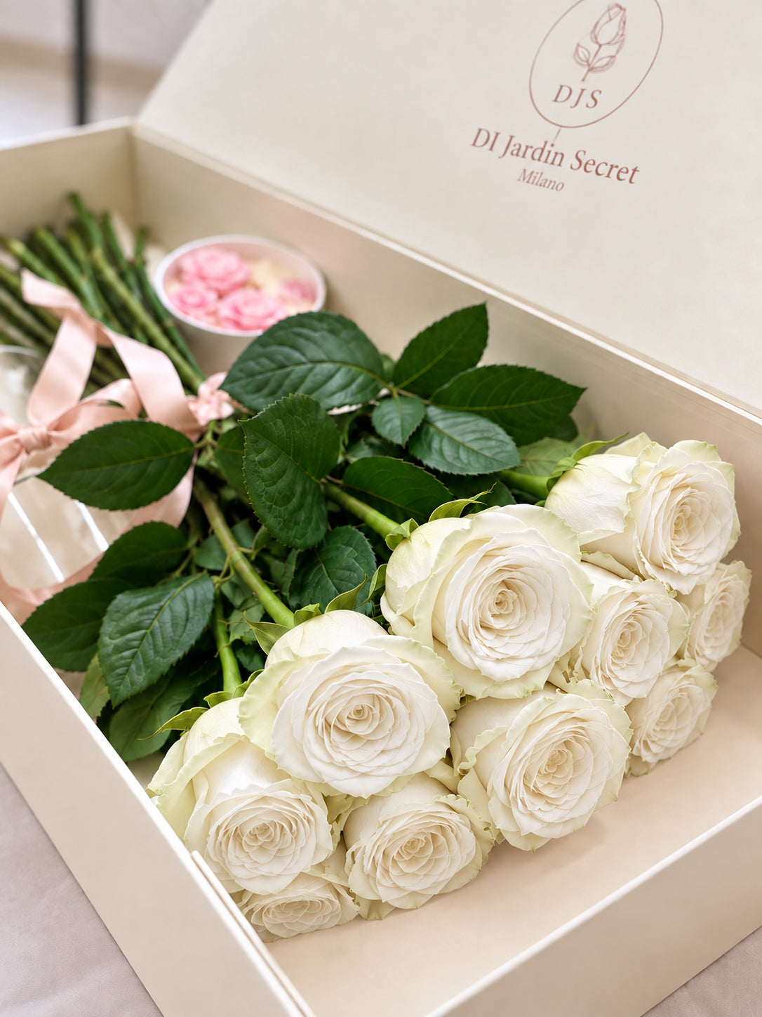 DI Jardin Secret Luxury Box – 15 Rose Bianche