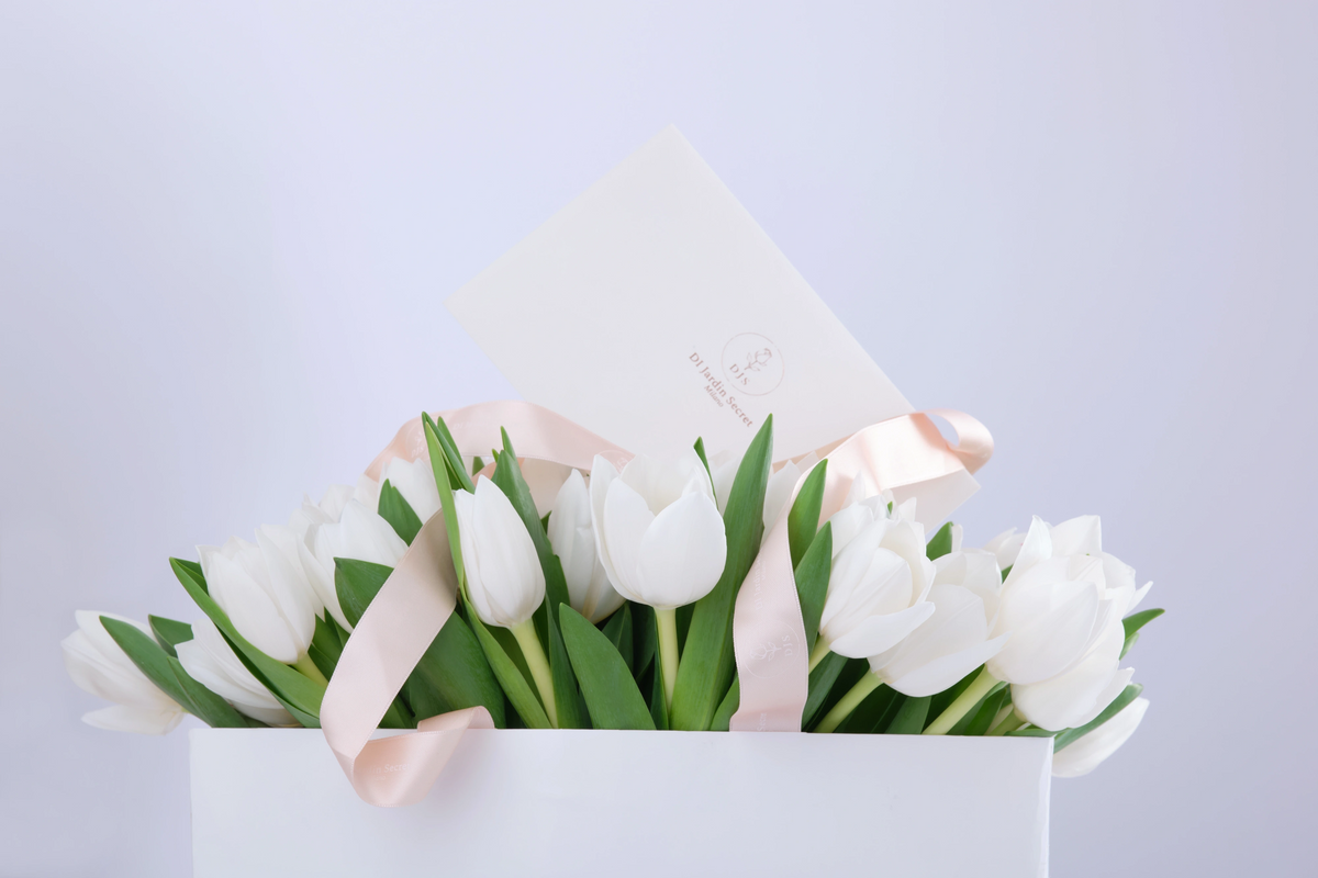Bouquet di 25 Tulipani Bianchi